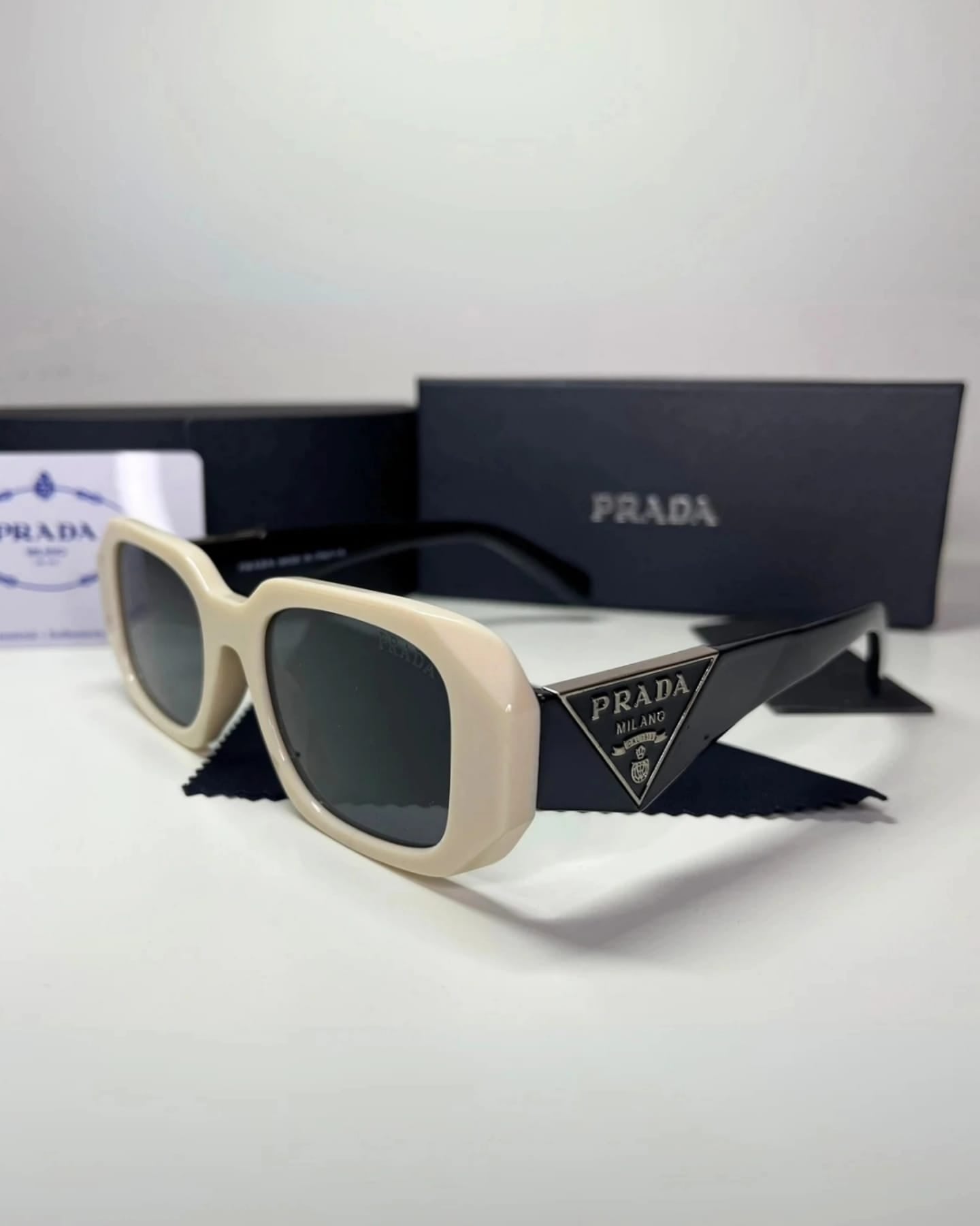 Gafas Blancas Prada