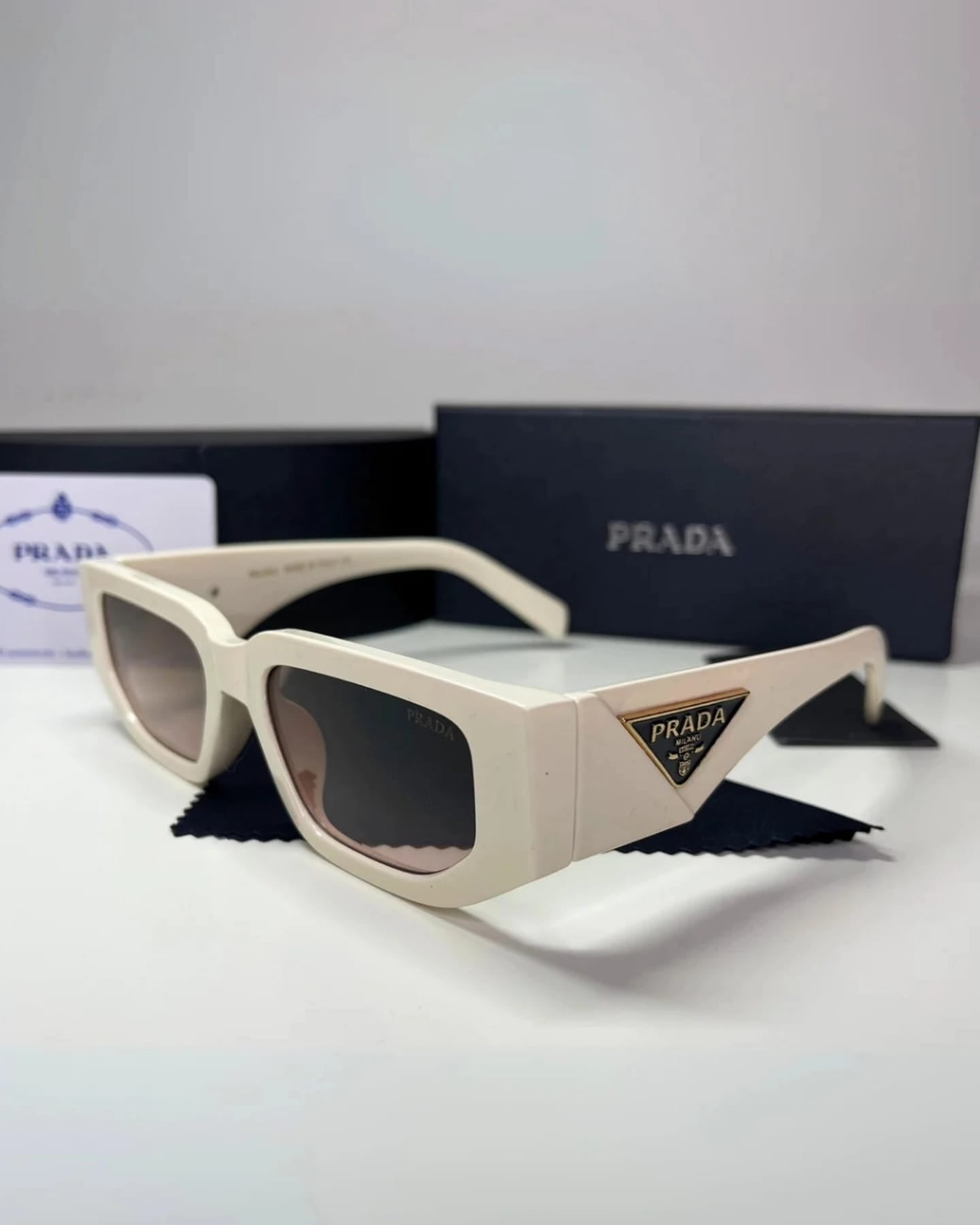 Gafas Blancas Prada