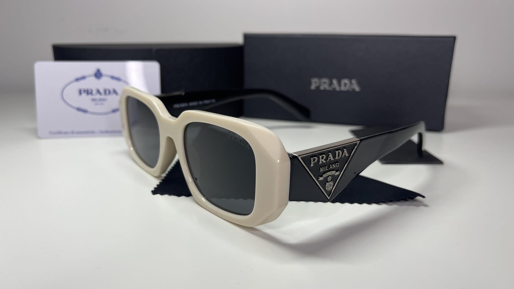 Gafas Blancas Prada