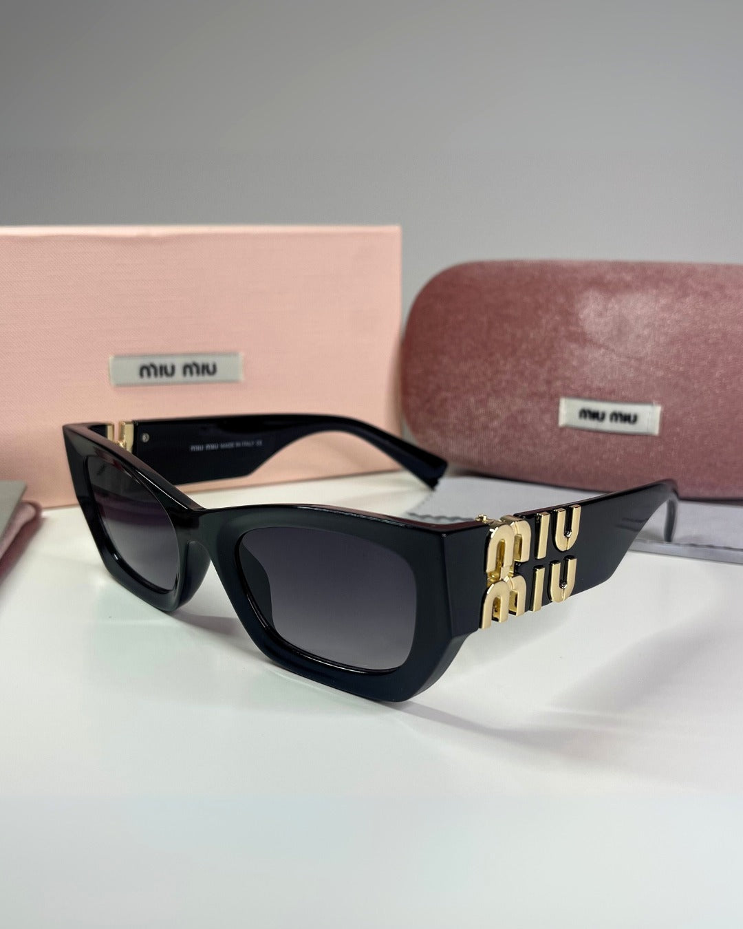 Gafas Negras Miu Miu