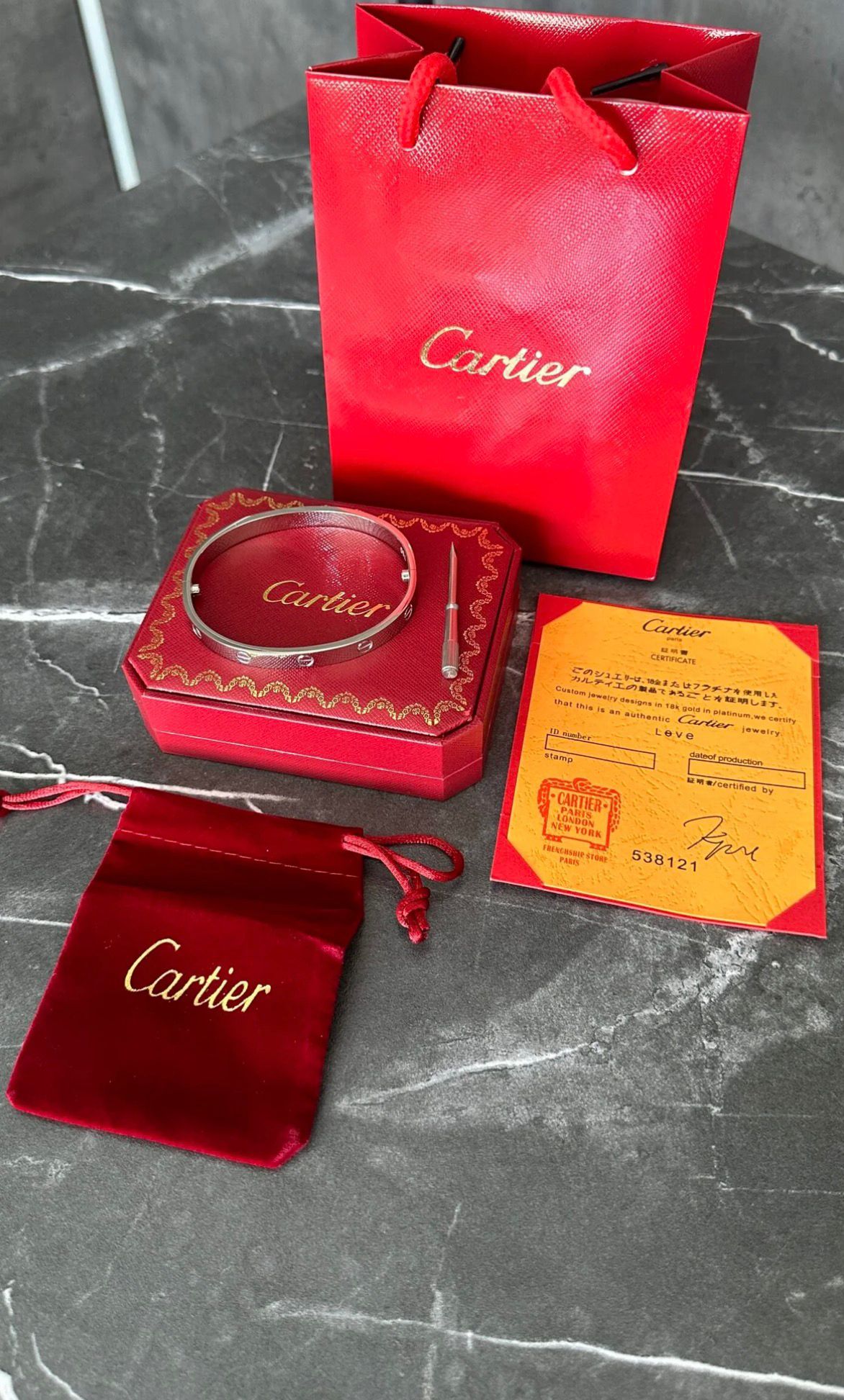 Brazalete Cartier Plateado