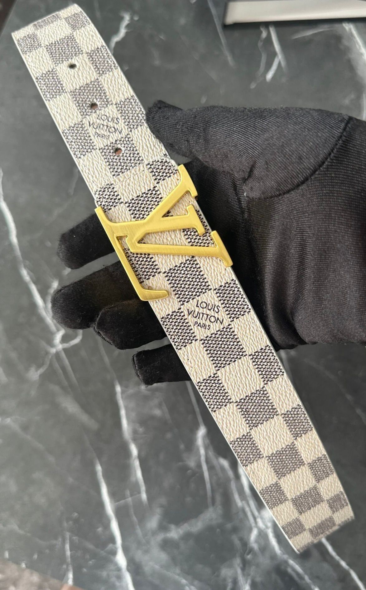 Cinturón Louis Vuitton